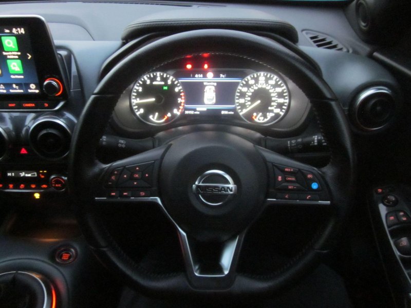 NISSAN JUKE