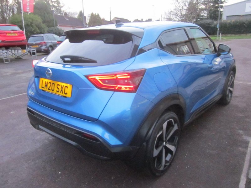 NISSAN JUKE