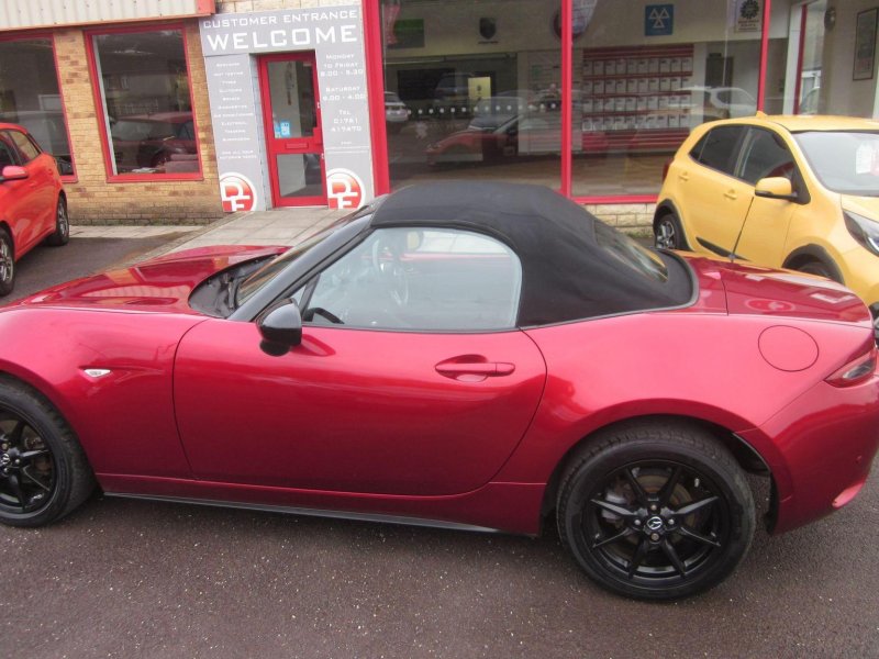 MAZDA MX-5