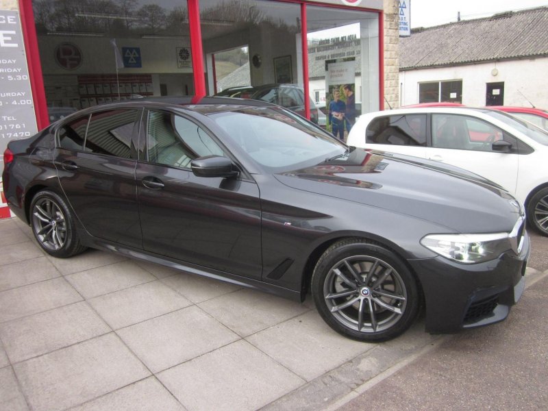BMW 5 SERIES