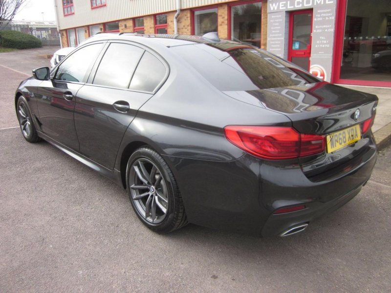 BMW 5 SERIES