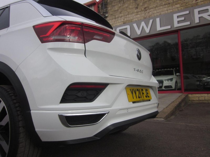 VOLKSWAGEN T-ROC