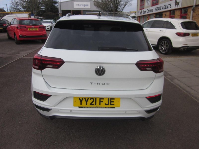 VOLKSWAGEN T-ROC