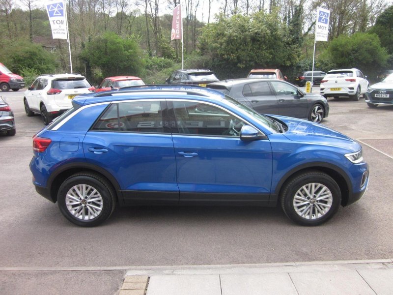 VOLKSWAGEN T-ROC