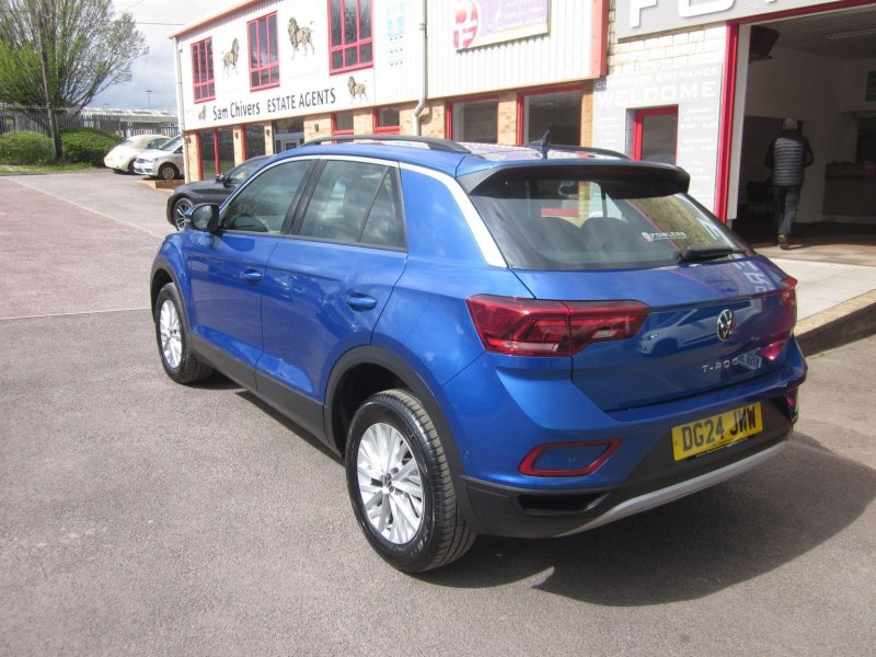 VOLKSWAGEN T-ROC